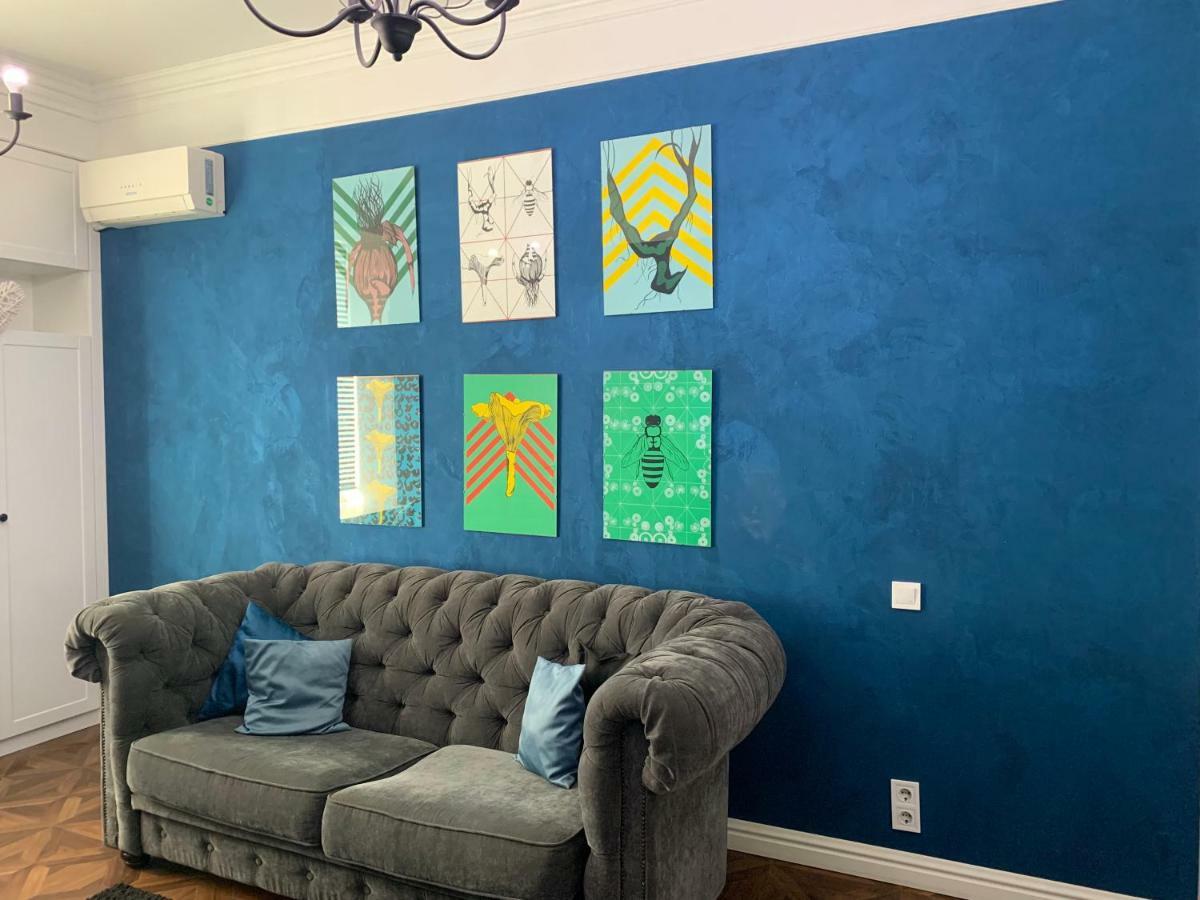 Apartment титова 12 *