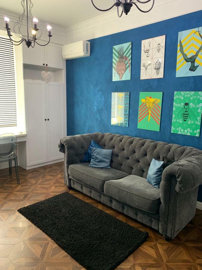 титова 12 Apartment *